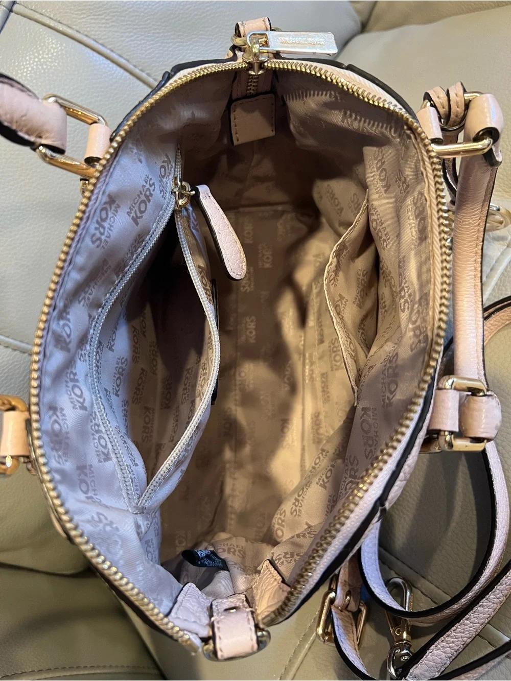 Michael Kors Ciara Pebbled Leather Bag Messenger Crossbody Medium Pink Blush